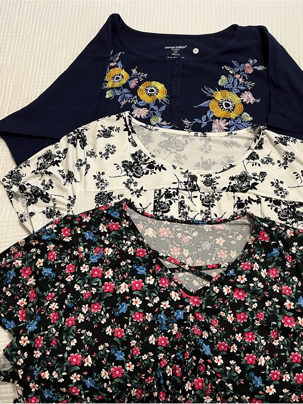 3 NEW Women’s 3XL short Sleeved tops